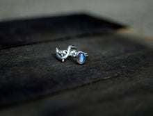 Load image into Gallery viewer, Rainbow Moonstone Ring Set - Size 7 - schilverjewelry