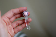 Load image into Gallery viewer, Heart Queen Conch Shell Phantom Quartz Pendant