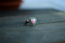 Load image into Gallery viewer, Queen Conch Heart Ring - Size 7.5